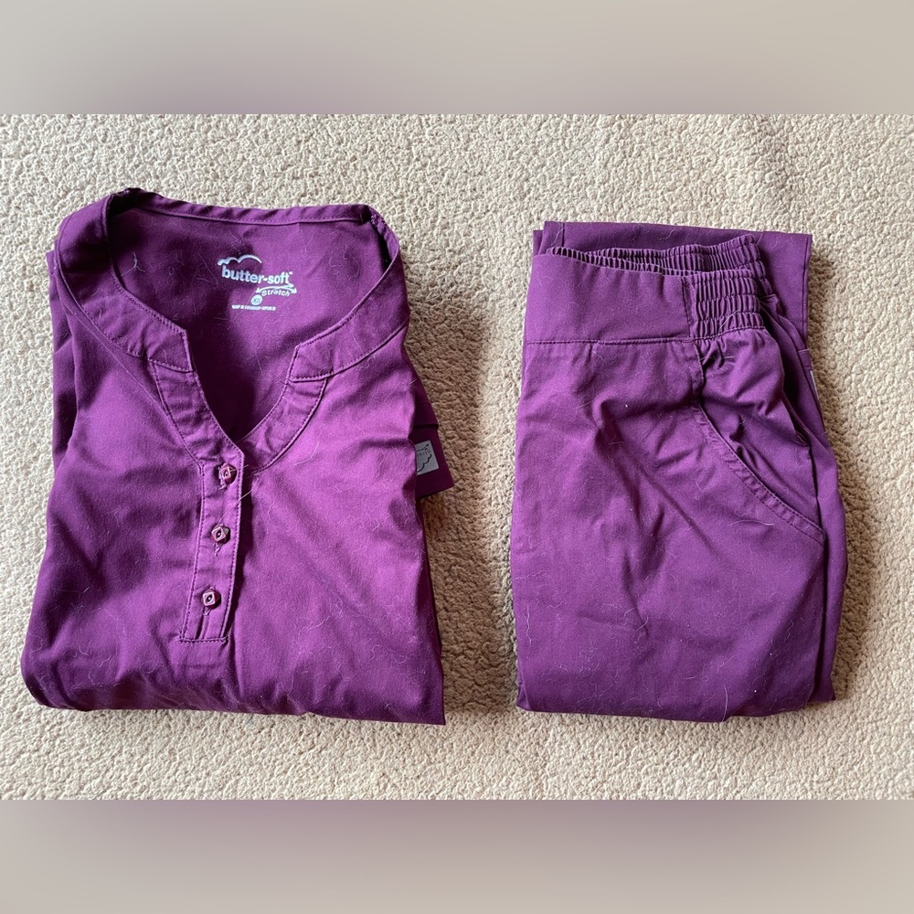 Buttersoft wine Xs scrub set